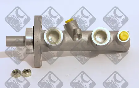 Bomba de freno- Toyota- Carina 1,6 1,6i 16v 1,8 2,0D s/abs